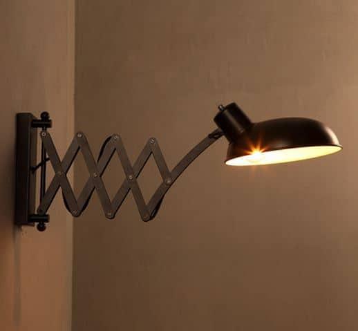 BJOERN A Step Forward Extending Lamp.