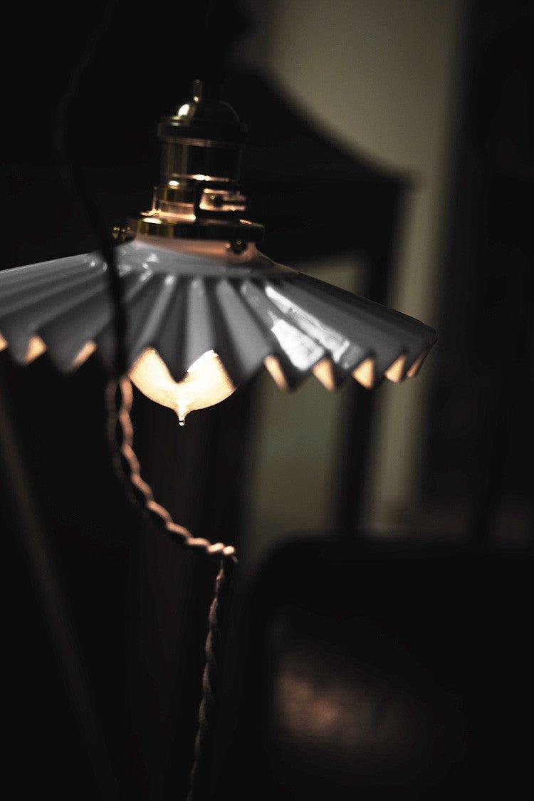 Ceramic Fluted Shade Brass Fitting Pendant Light-DWHOME